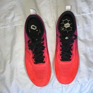 New Balance Bright Orange & Pink Ombré Fresh Foam Shoes 7.5D